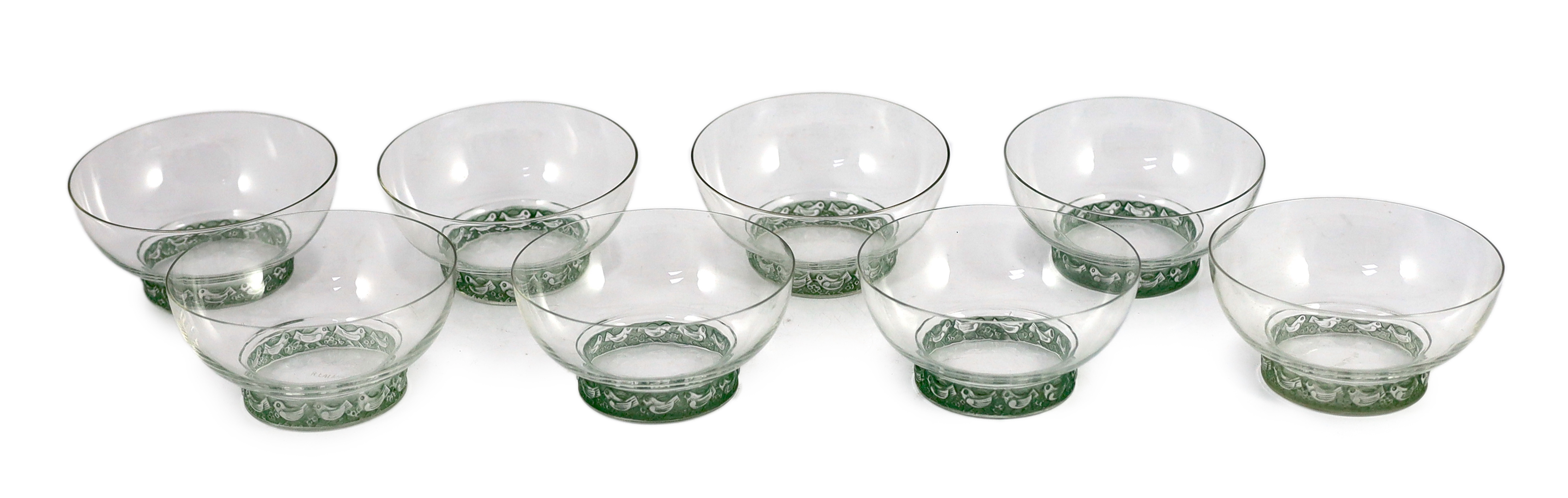 A set of eight R. Lalique Dampierre pattern bowls, model no. 3136, designed 1932, one bowl with tiny rim chip